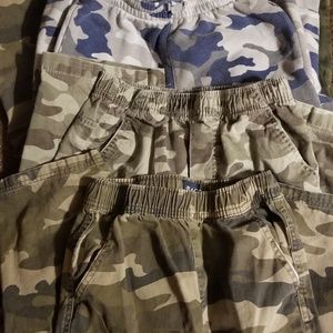 5 pair boys size 10 camo pants